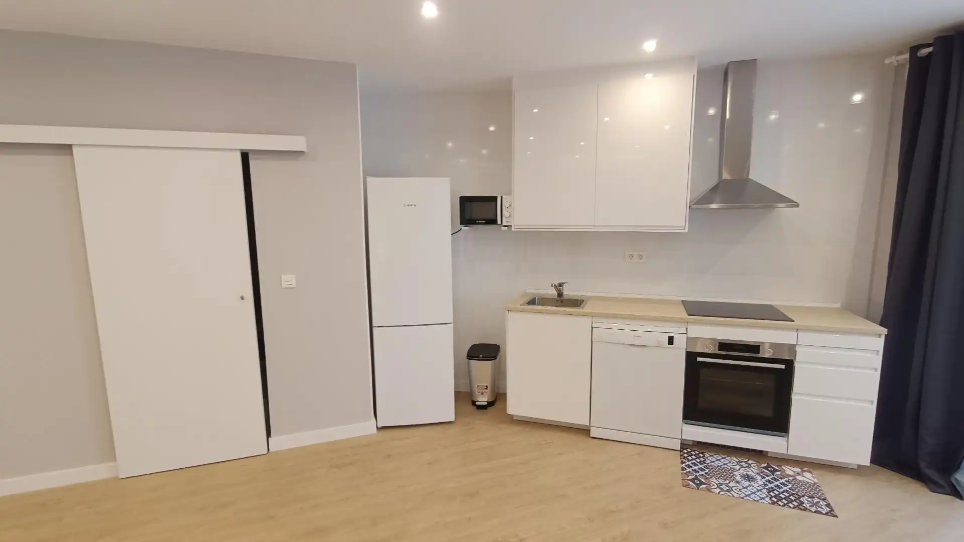 Küche von Wohnung zur Miete in León Capital  mit Heizung und Parkett