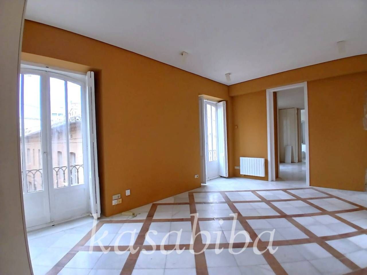 Flat to rent in  Valencia Capital  with Air Conditioner, Heating and Furnished
