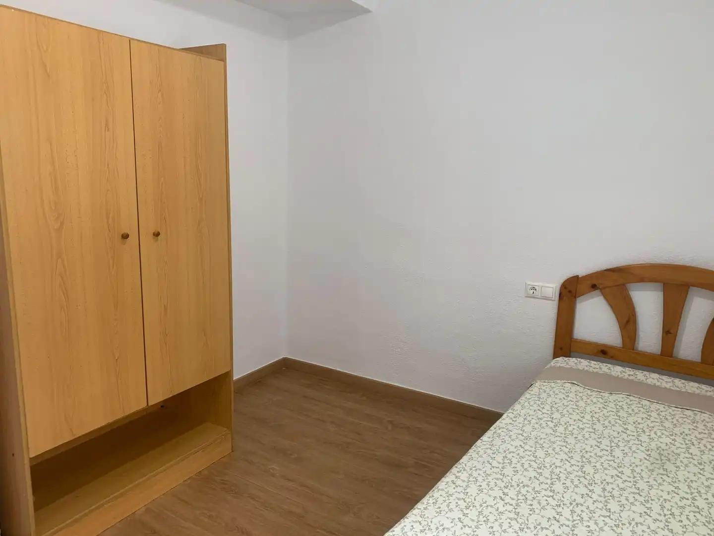 Bedroom of Flat for rent in Plasencia  with Furnished