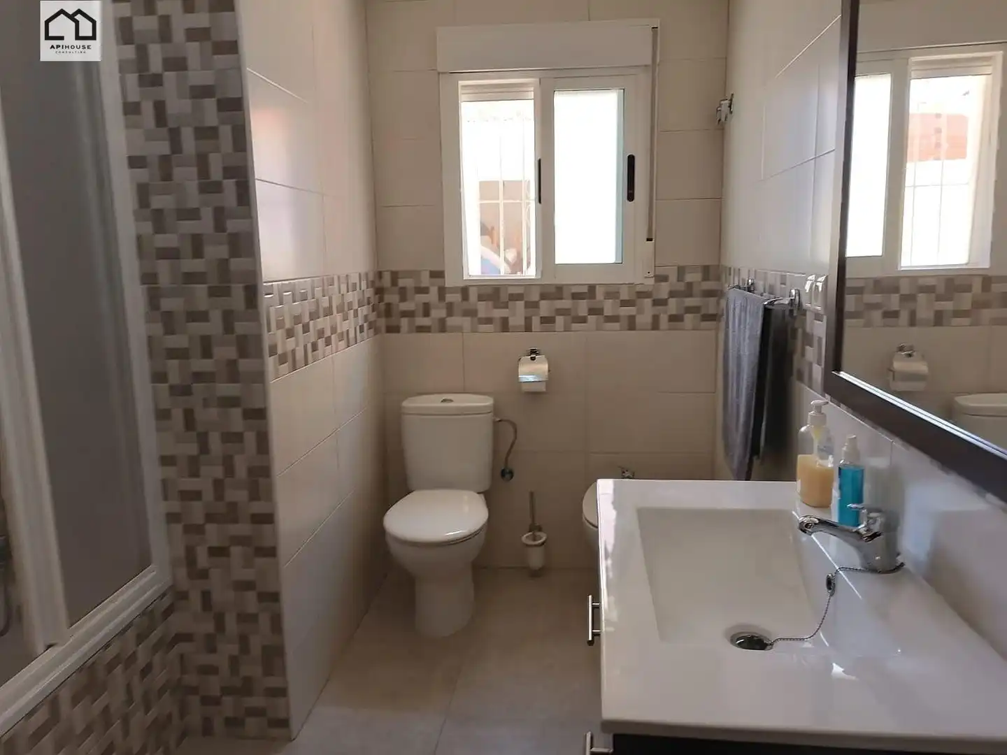 Badezimmer von Haus oder Chalet zum Verkauf in Los Montesinos mit Abstellraum und Schwimmbad