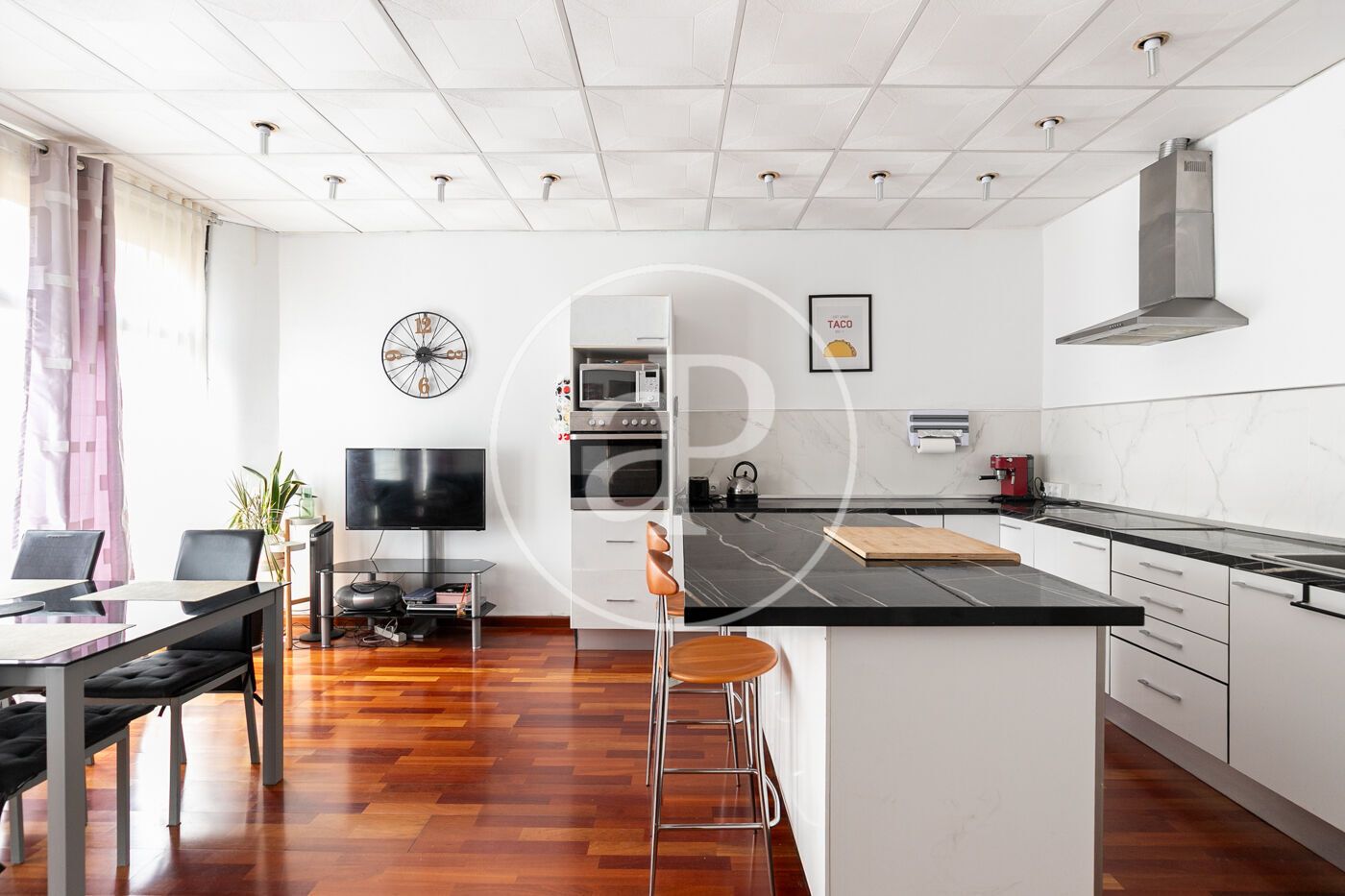 Kitchen of Flat for sale in  Barcelona Capital  with Air Conditioner, Heating and Storage room