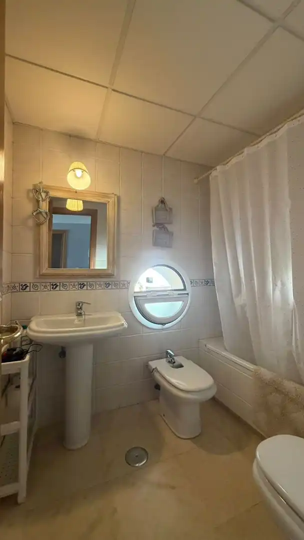 Baño de Casa o chalet en venta en Córdoba con Aire acondicionado, Calefacción y Jardín privado