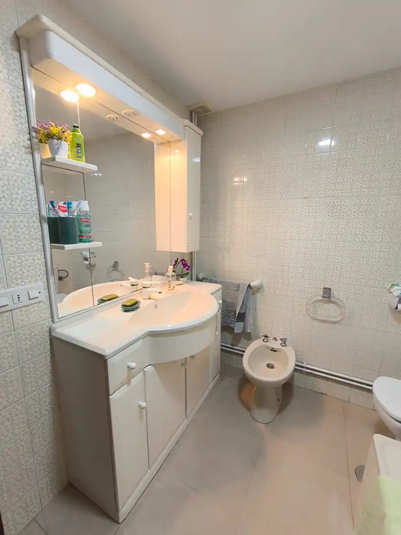 Bathroom of Flat for rent in Vilagarcía de Arousa  with Heating, Parquet flooring and Furnished