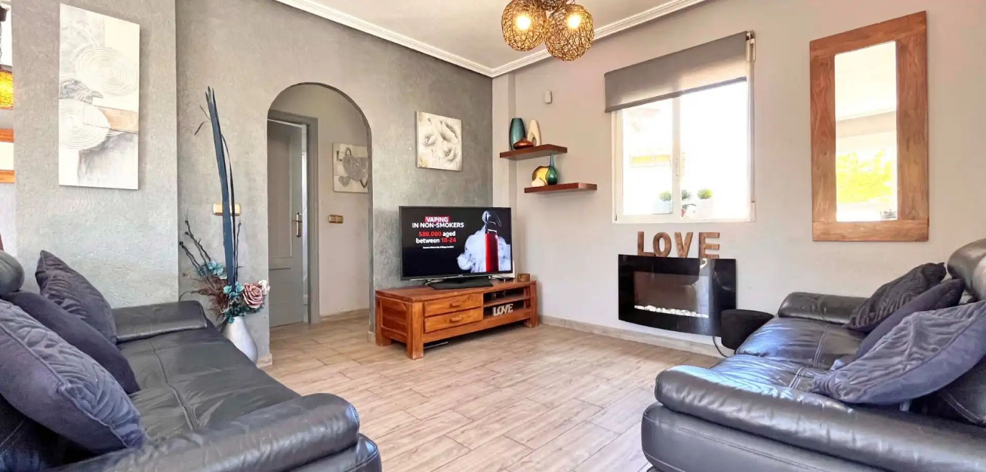 Sala d'estar de Casa o xalet en venda en Orihuela amb Piscina
