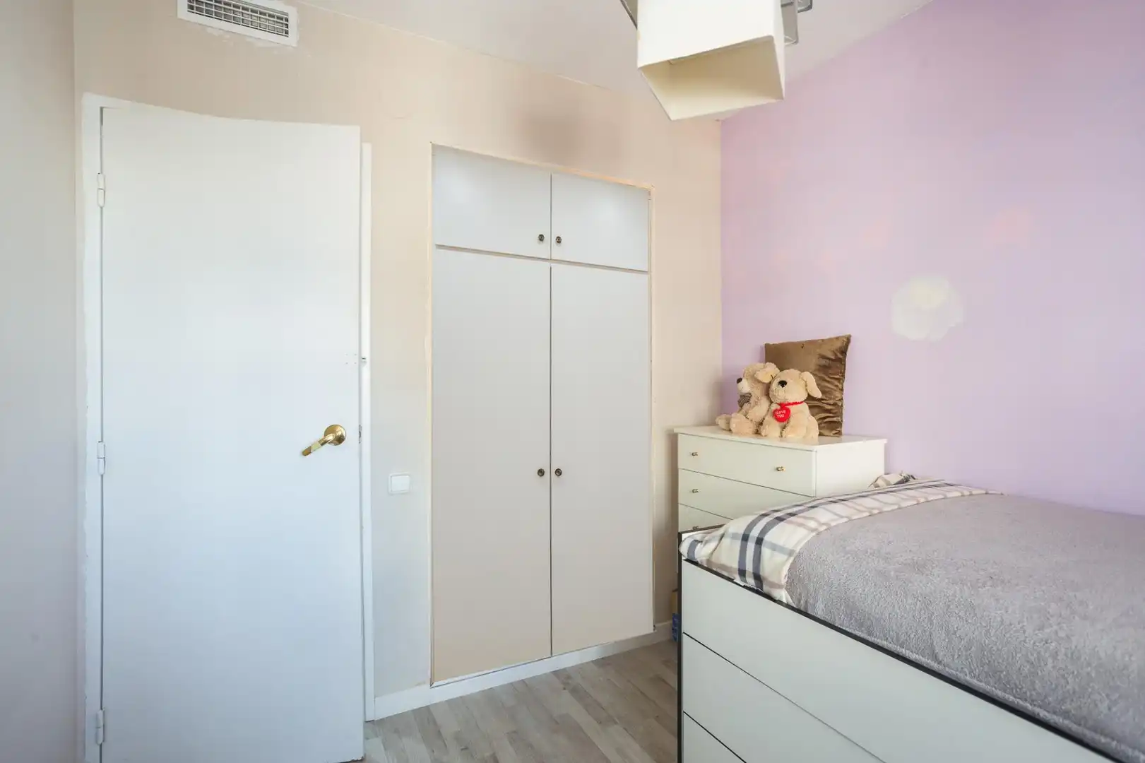 Habitación de Piso en venta en Gandia con Aire acondicionado, Amueblado y Balcón