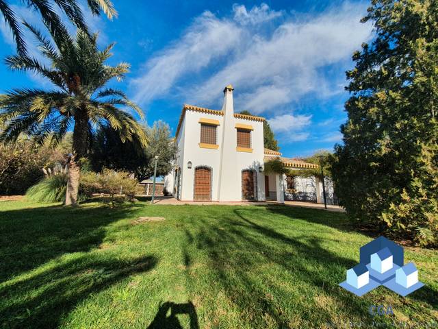 Casa-chalet en Venta en Campillo