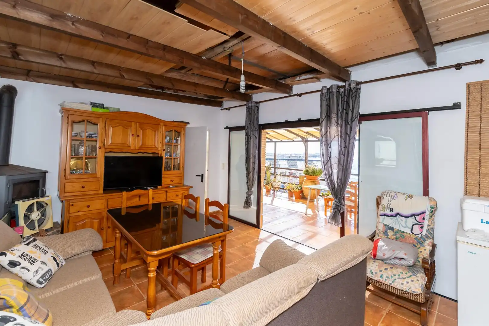 Wohnzimmer von Einfamilien-Reihenhaus zum Verkauf in Salobreña mit Klimaanlage, Heizung und Terrasse
