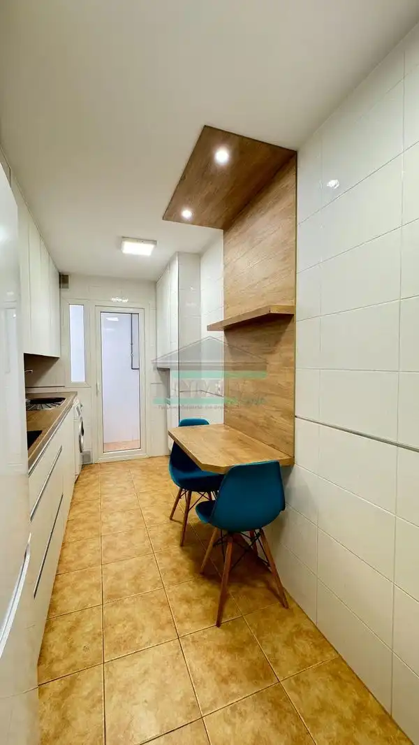 Kitchen of Flat for rent in Armilla  with Air Conditioner, Furnished and Oven