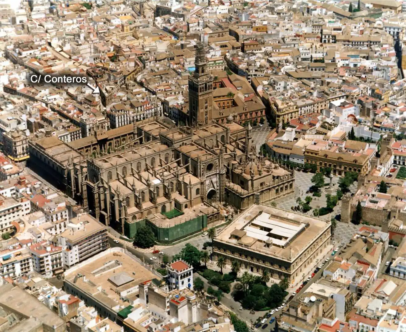 Exterior view of Flat for sale in Sevilla  with Balcony
