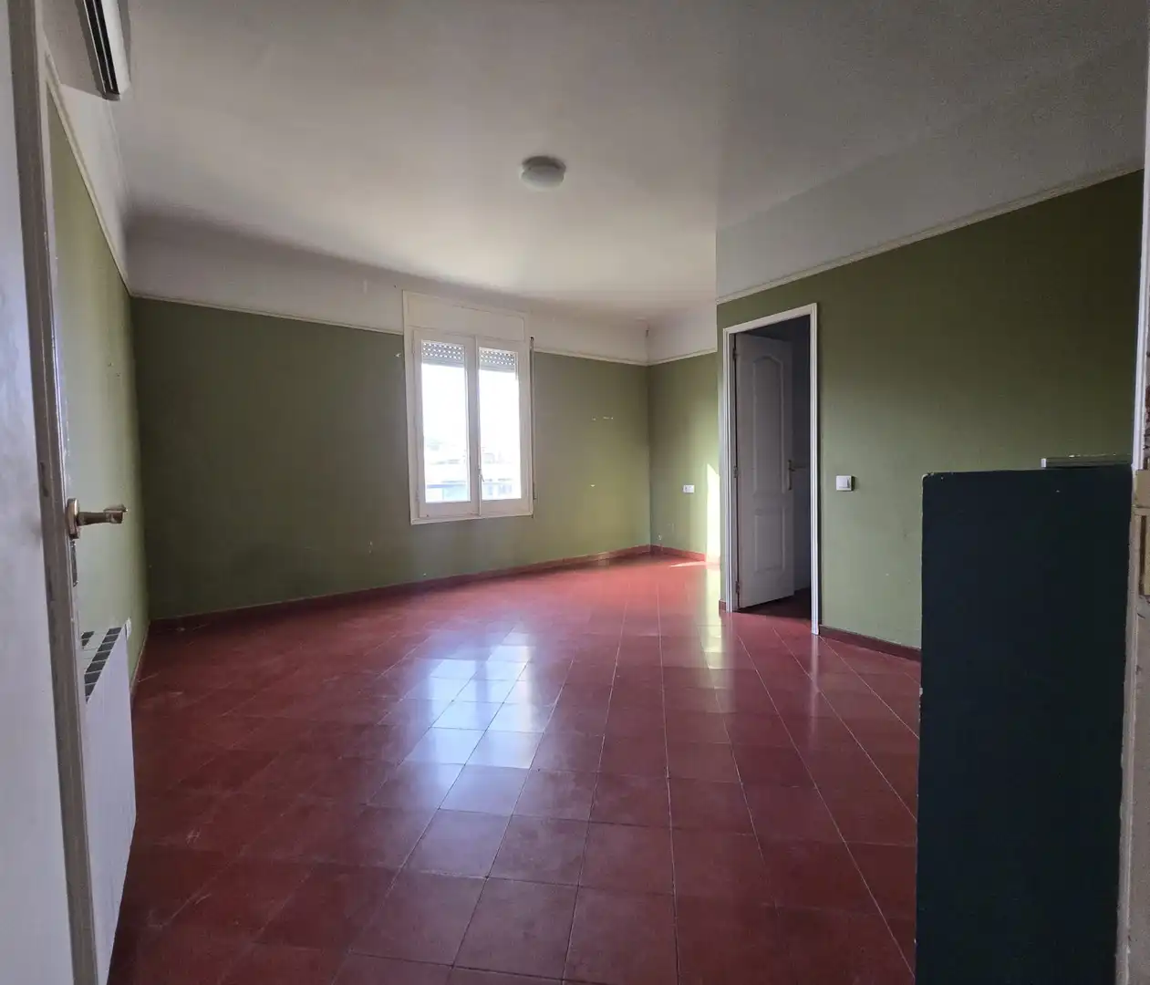Living room of Attic for sale in Barcelona  with Air Conditioner, Terrace and Alarm