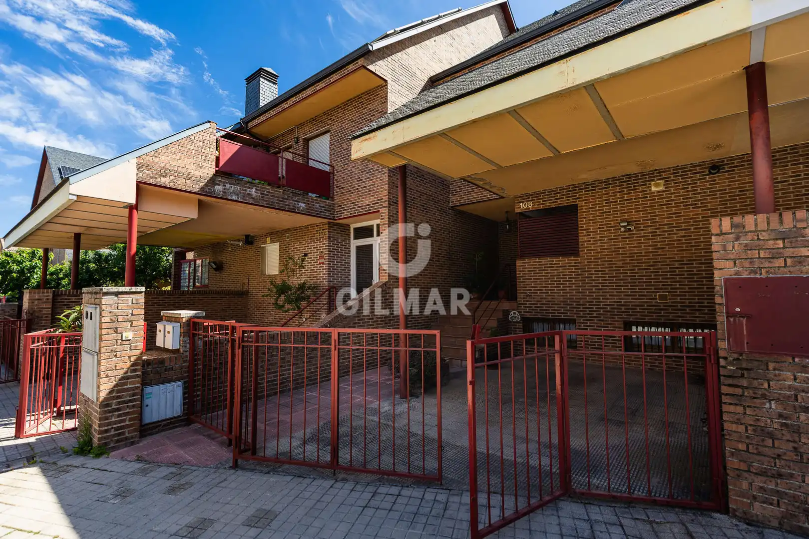 Exterior view of Detached homes for sale in Collado Villalba  with Heating, Private garden and Swimming Pool