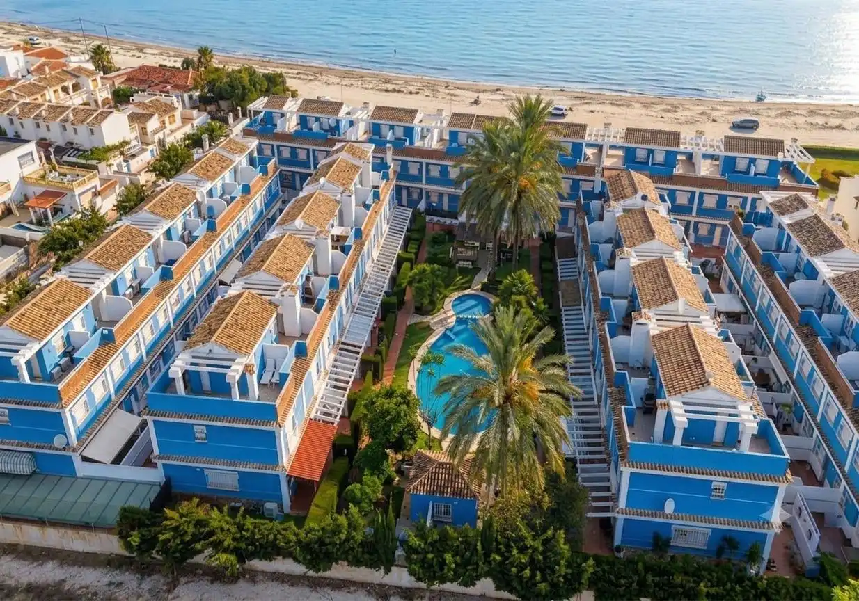 Exterior view of Detached homes for rent in Els Poblets  with Air Conditioner, Heating and Private garden