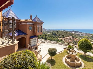 Villa avec piscine à vendre à Calle Halespensis