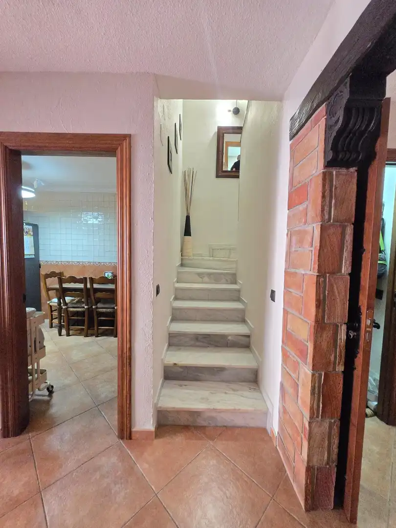 Casa adosada en venda en Alhaurín de la Torre amb Aire condicionat, Terrassa i Piscina comunitària