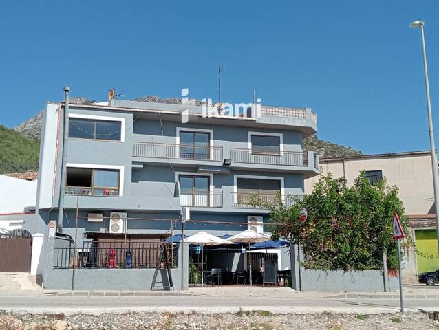 Local comercial en Venta en Tormos