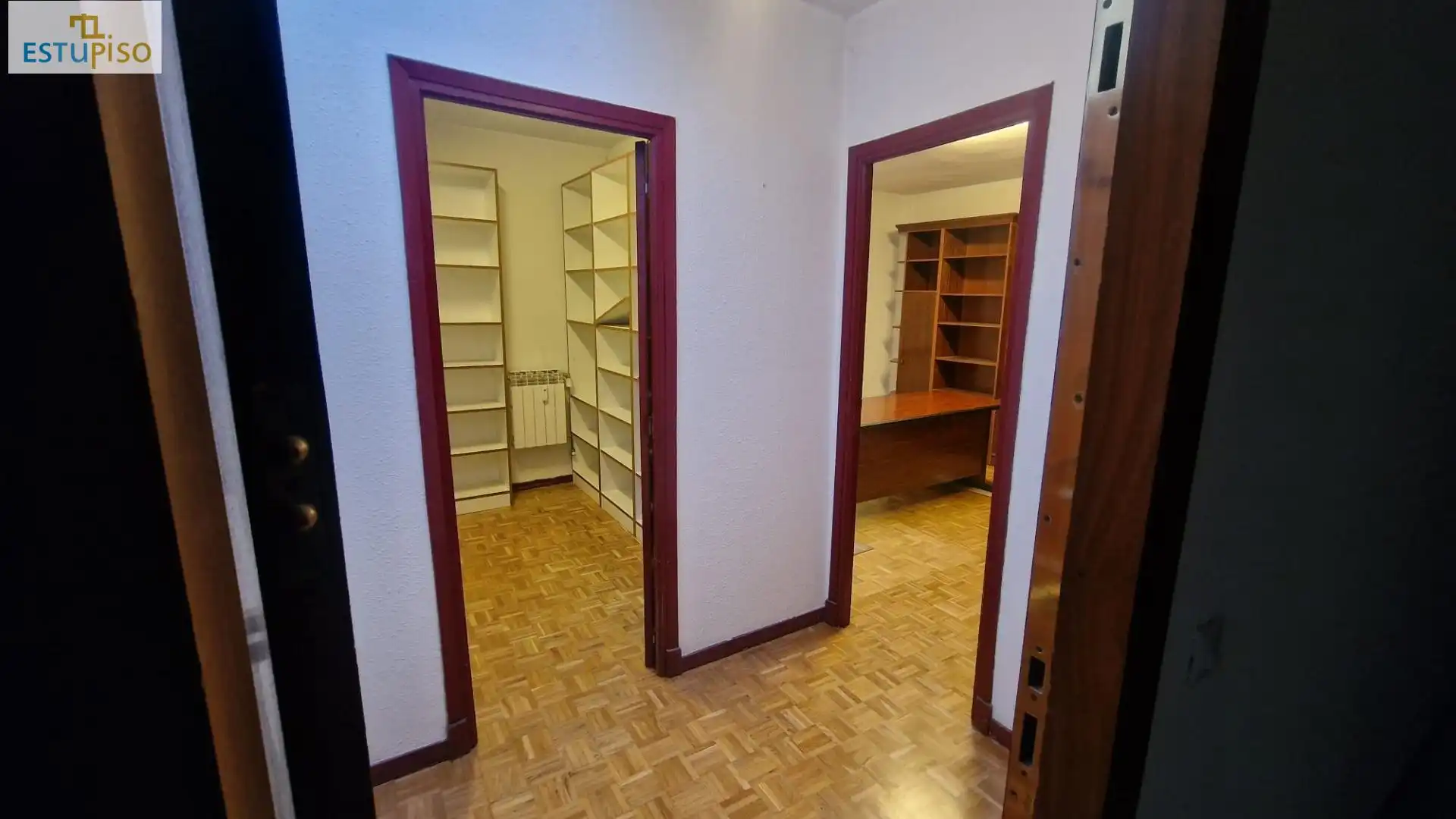 Büro zum Verkauf in Vitoria - Gasteiz mit Möbliert