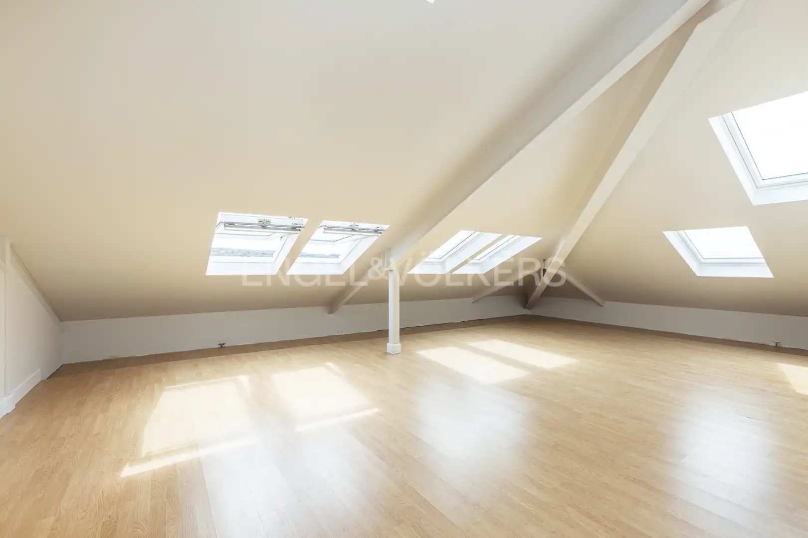 Casa con piscina en venta en Navalquejigo - Los Arroyos, imagen 41