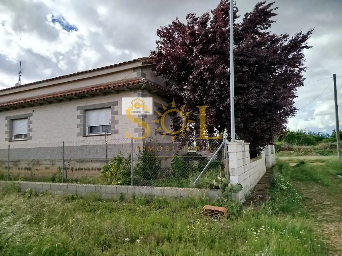 Casa o chalet en venta en Quintana del Marco con Calefacción y Parquet