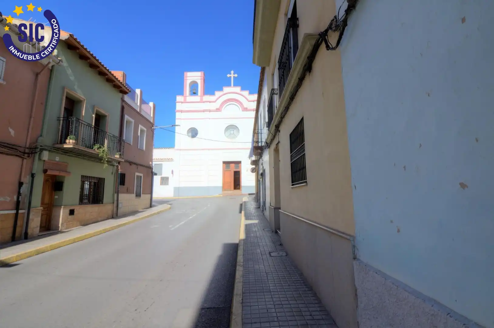 Vista exterior de Garatge en venda en La Vall d'Uixó