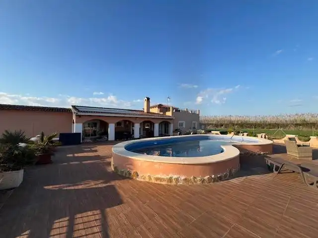 Residencial en venda a Dolores