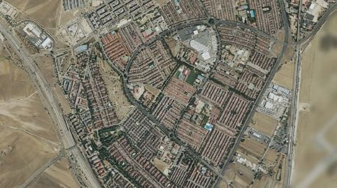 Foto 4 de Piso en venta en La Alhóndiga, Getafe