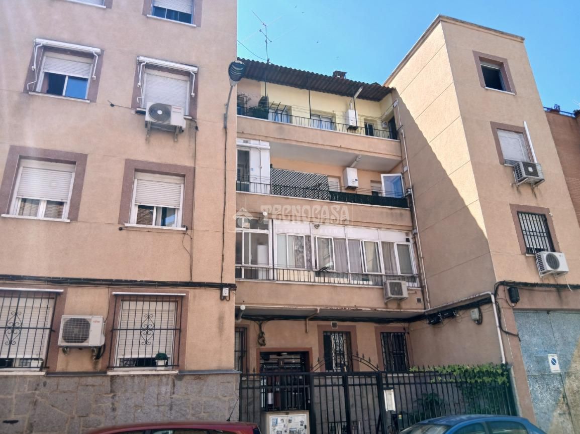 Flat for sale in Puerta Bonita, Carabanchel,  Madrid Capital