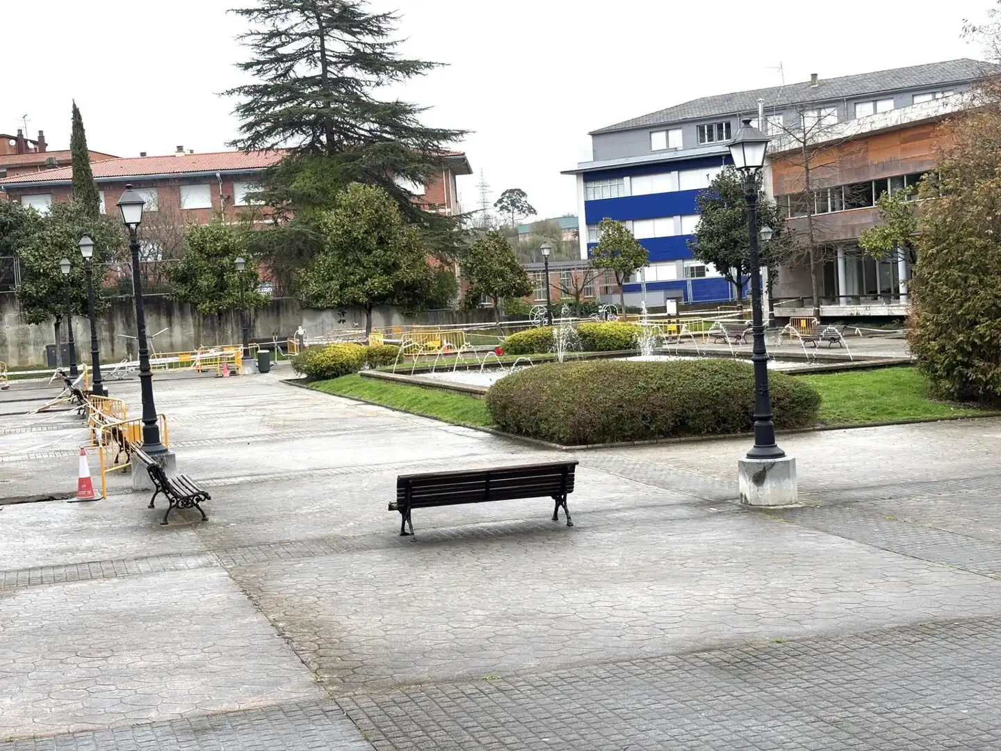 Außenansicht von Geschaftsraum zur Miete in Oviedo  mit Möbliert
