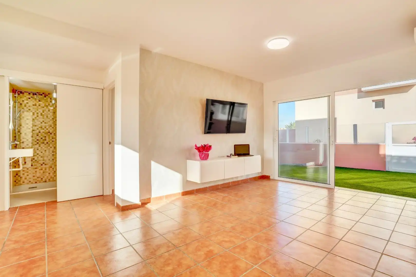 Living room of Apartments for sale in La Oliva