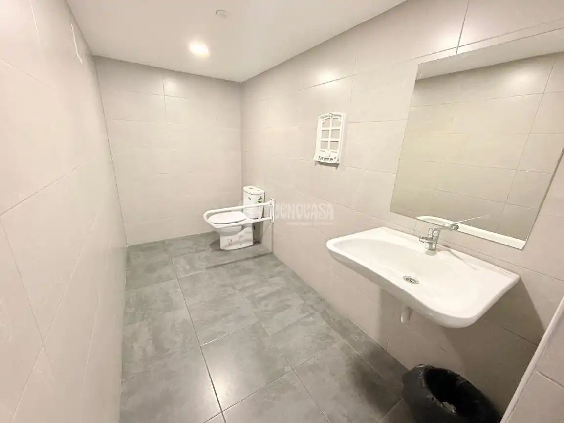 Bathroom of Garage for sale in Alcorcón