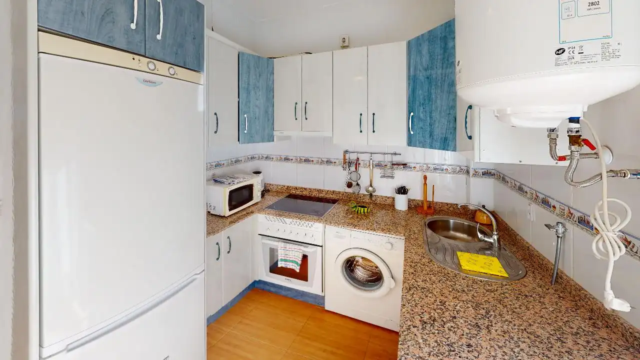 Kitchen of Buildings for sale in Cambil  with Community pool