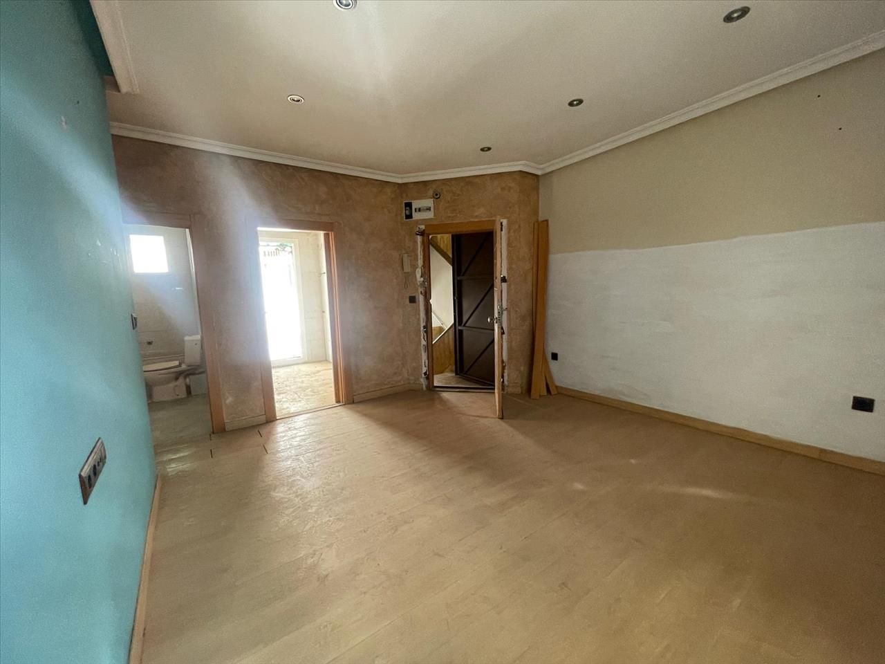 Pis en venda en Linares amb Balcó