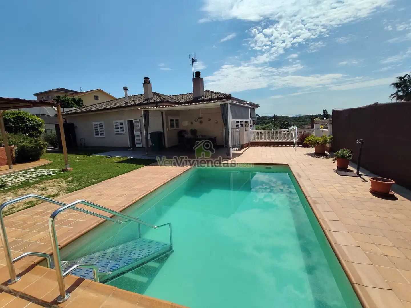 Piscina de Casa o chalet en venta en Castellbisbal con Aire acondicionado, Calefacción y Jardín privado