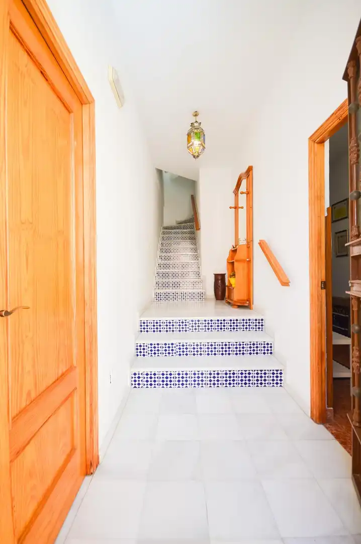 Einfamilien-Reihenhaus zum Verkauf in Almería mit Klimaanlage und Abstellraum