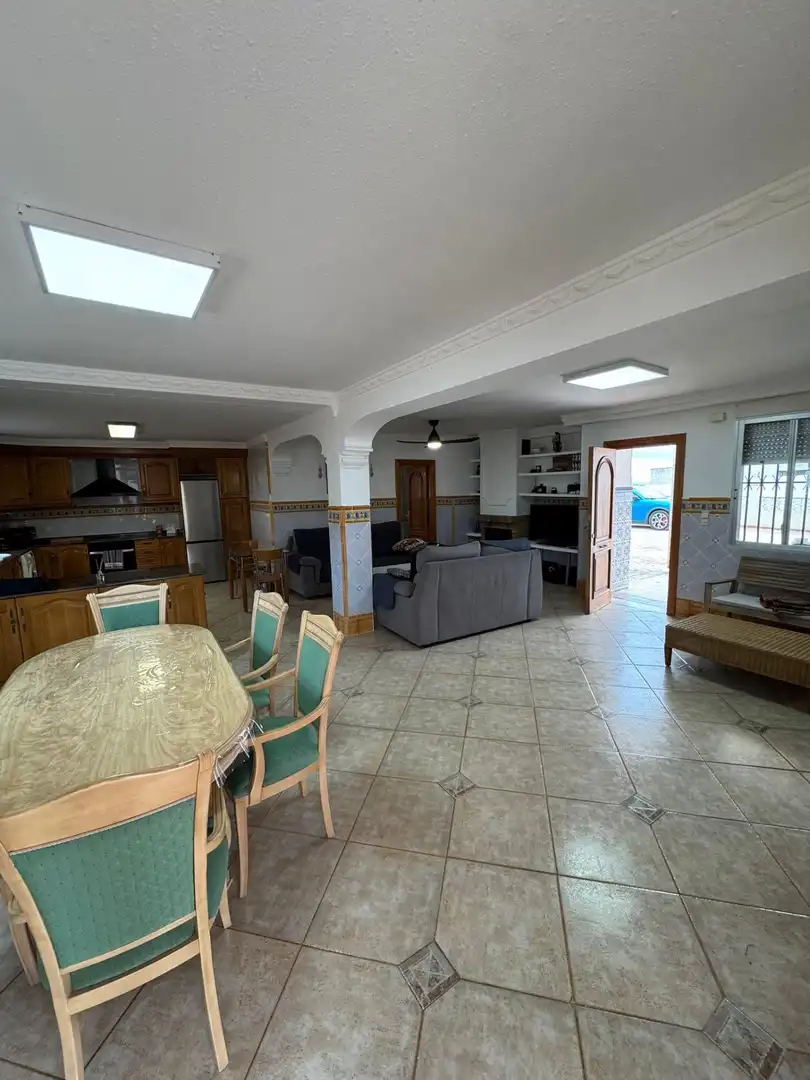 Casa o xalet en venda en La Pobla de Vallbona amb Aire condicionat, Jardí privat i Terrassa
