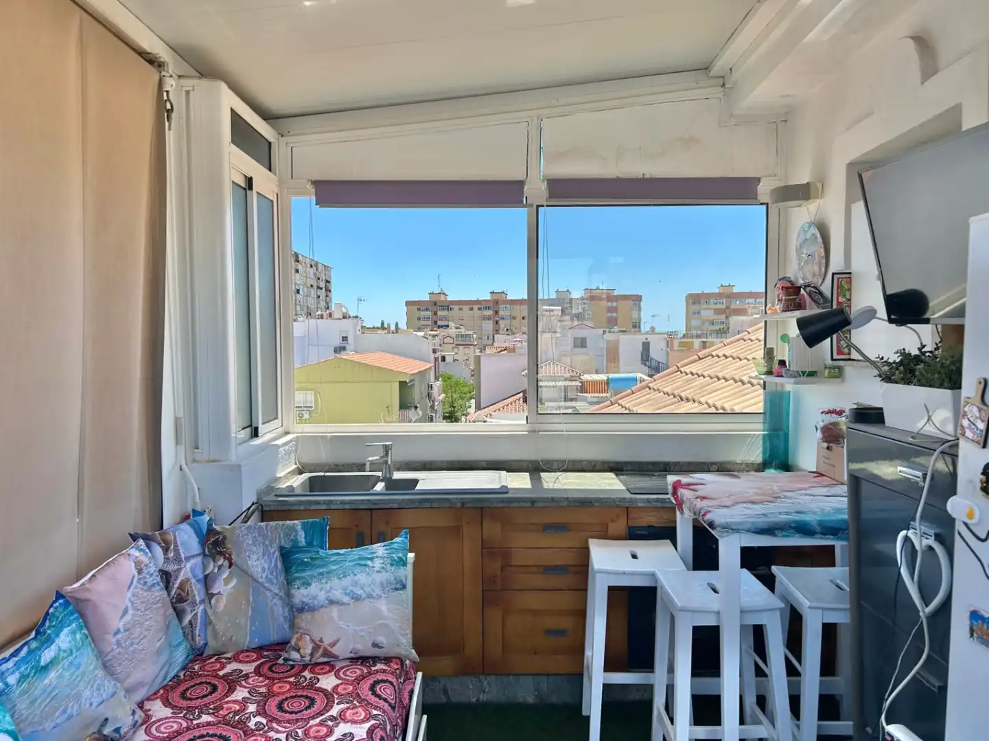 Terrasse von Einfamilien-Reihenhaus zum Verkauf in Málaga mit Klimaanlage, Terrasse und Abstellraum