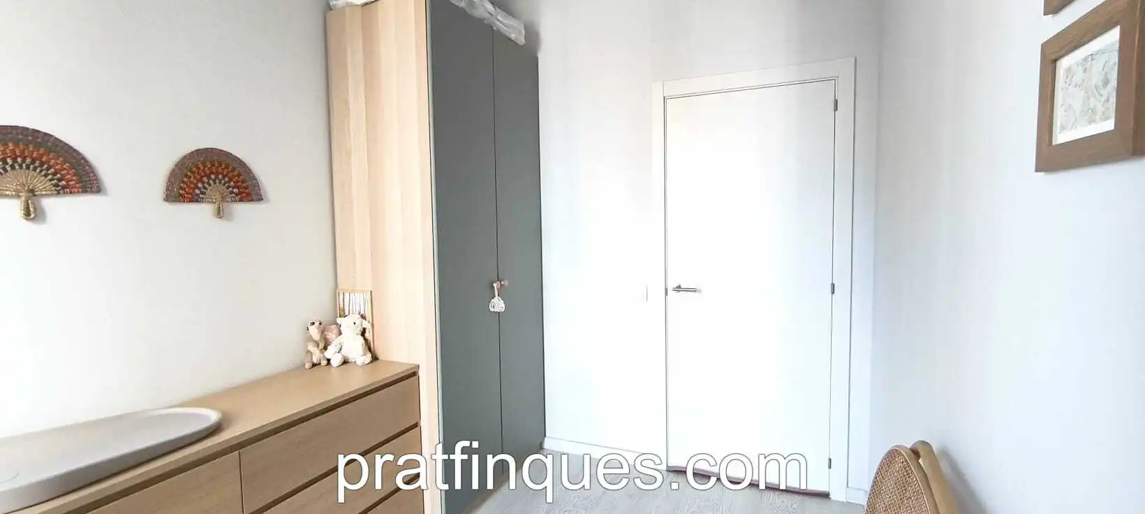 Schlafzimmer von Wohnung zum Verkauf in L'Hospitalet de Llobregat mit Klimaanlage, Heizung und Parkett