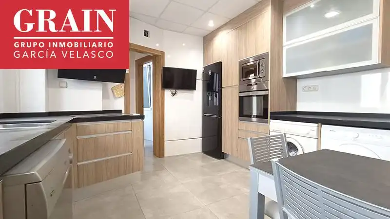 Cocina de Piso en venta en Albacete con Calefacción y Balcón