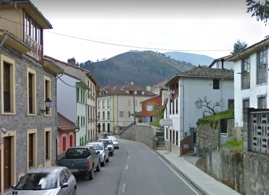 Garaje en venta en C/ Mayor, Allande