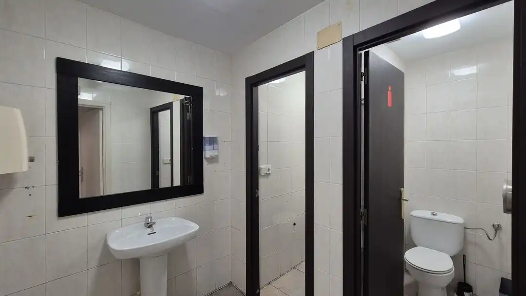 Local comercial de lloguer a Casco Antiguo, imagen 16