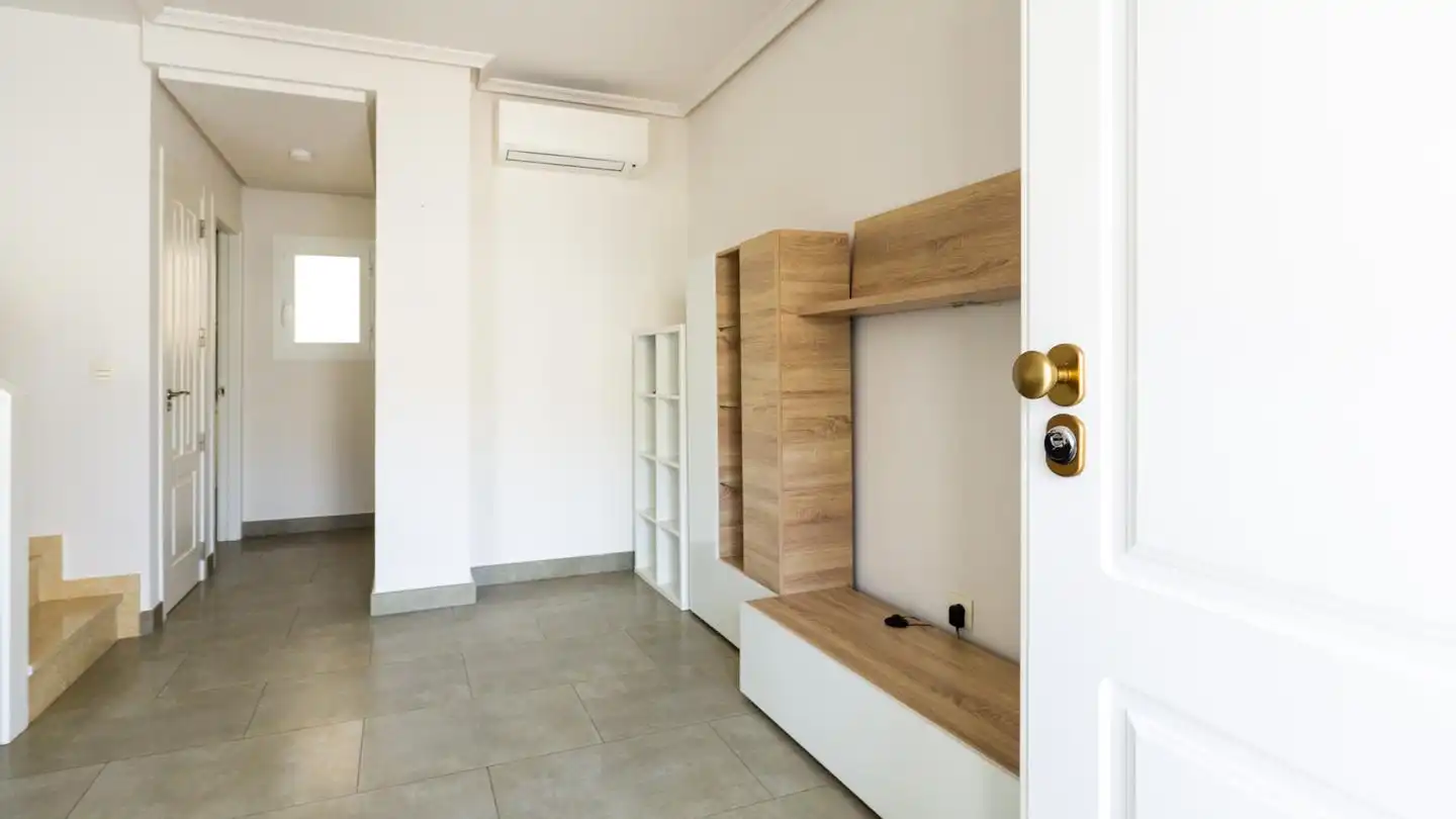 Casa adosada en venta en Santa Pola con Aire acondicionado, Terraza y Trastero