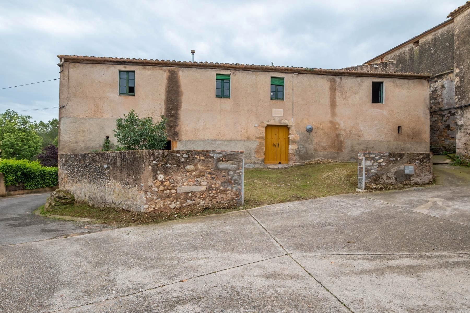 Vista exterior de Casa o xalet en venda en Vilaür amb Jardí privat, Terrassa i Traster