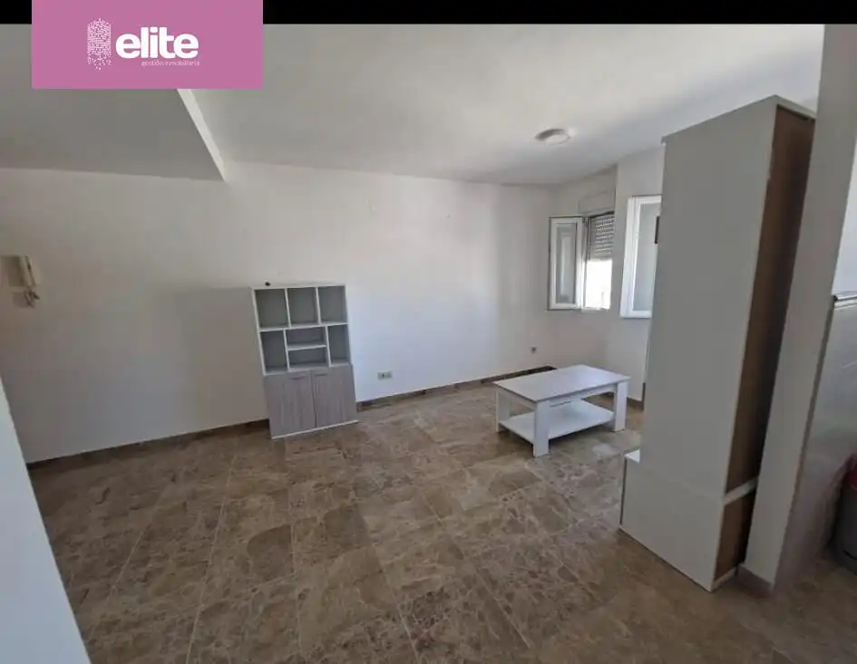 Piso en venta en Jerez de la Frontera con Aire acondicionado, Terraza y Trastero