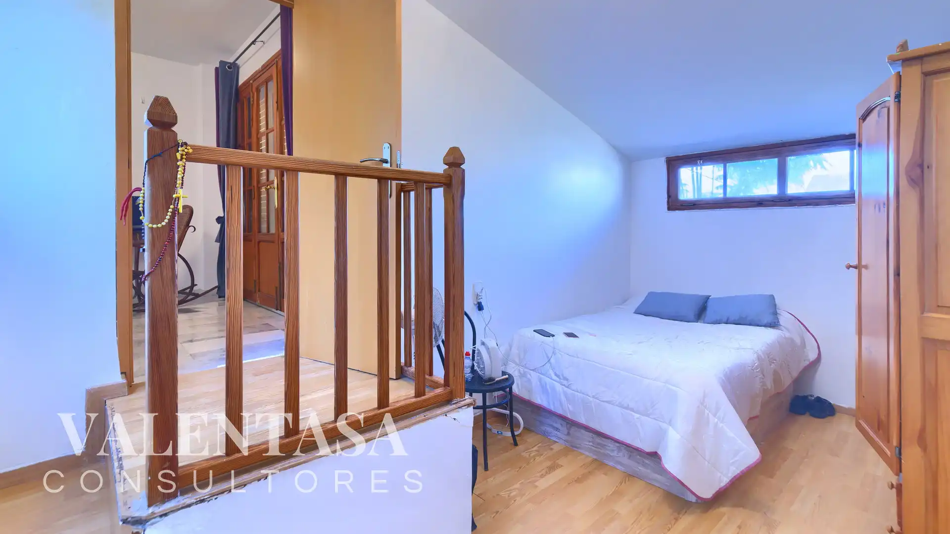 Bedroom of Houses for sale in L'Eliana  with Air Conditioner, Heating and Private garden