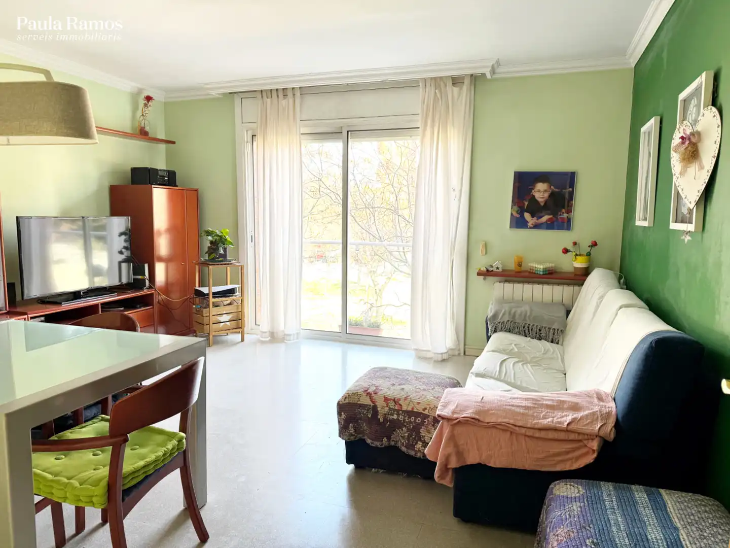 Sala de estar de Piso en venta en Granollers con Calefacción, Trastero y Horno