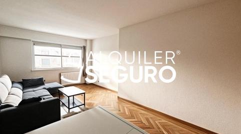 Photo 3 of Flat to rent in De Machupichu, Conde Orgaz - Piovera, Madrid