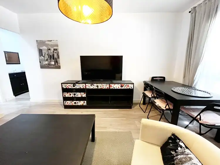 Living room of Flat for rent in Madrid  with Heating, Parquet flooring and Furnished