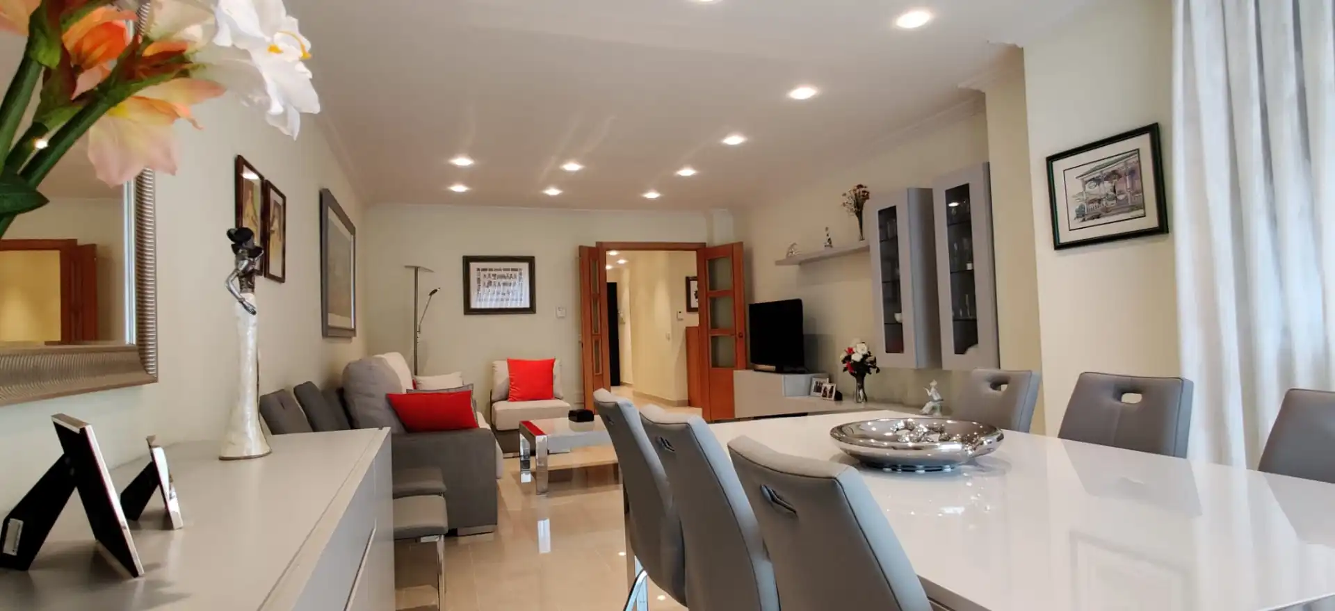 Living room of Detached homes for sale in Renedo de Esgueva  with Heating, Private garden and Terrace
