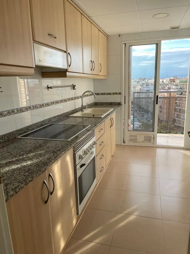 Cocina de Piso en venta en Valencia con Aire acondicionado, Terraza y Balcón