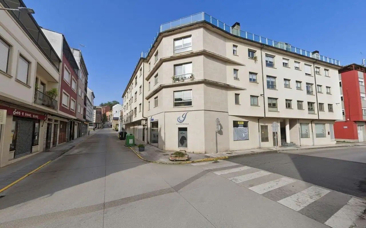 Vista exterior de Piso en venta en Sarria con Trastero