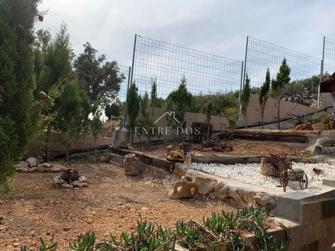 Finca rústica en venda en Sierra Engarcerán amb Jardí privat, Terrassa i Piscina